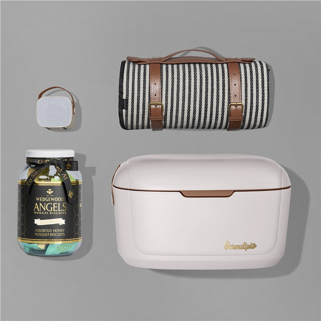 Yatta Finest Finds Hamper